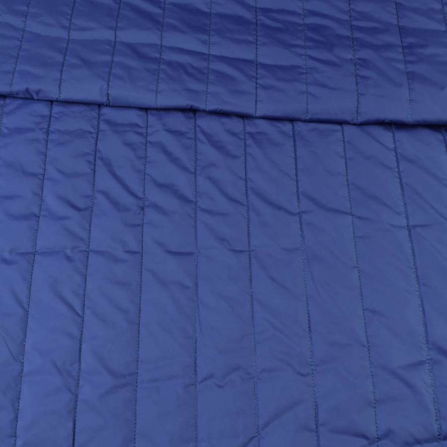 Ткань плащевая стеганая матовая полоска 5 см синяя, ш.145