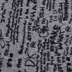 Трикотаж вязаный с начесом серый светлый с черными буквами (уценка, дефекты) ш.170