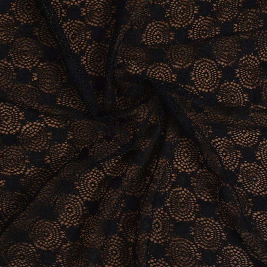 Кружевное полотно стрейч круги с цветами черное (уценка) ш.150