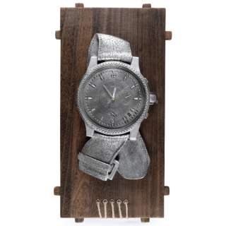 Часы настенные на деревянной основе 60х30х6 см Часы серебристые