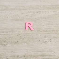 Пришивной декор буква R розовая, 25мм