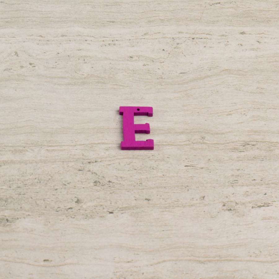 Пришивний декор літера E фіолетова, 25мм