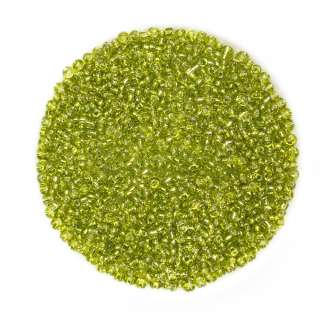 Бисер зеленый с желтым оттенком, упаковка 50г