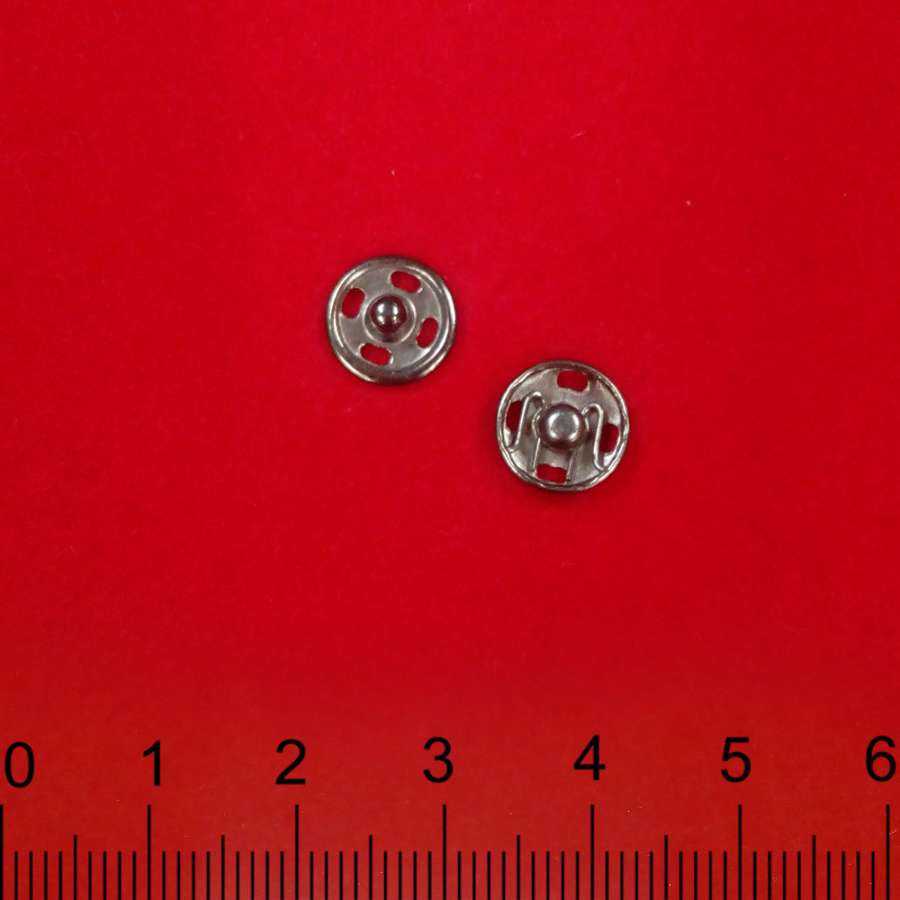 Кнопка металлическая 9,5 мм