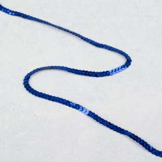 Тесьма-чешуя в один ряд на нитке 3мм синяя электрик