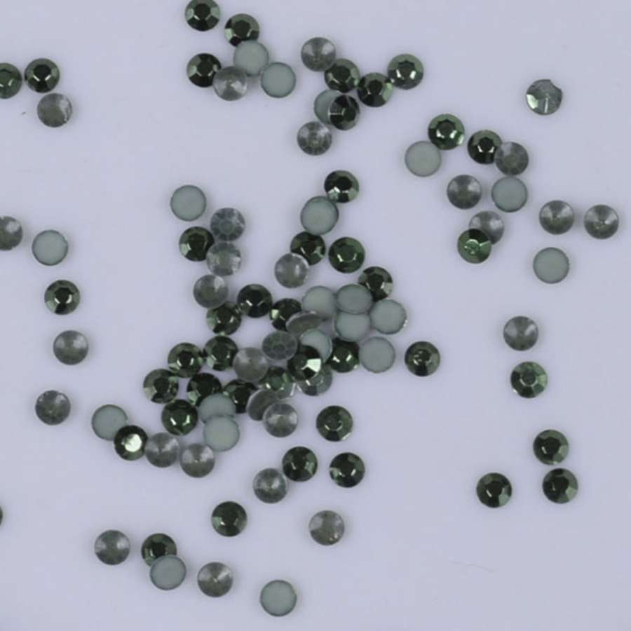 Стразы клеевые зеленые 2 мм, 100 шт/упаковка