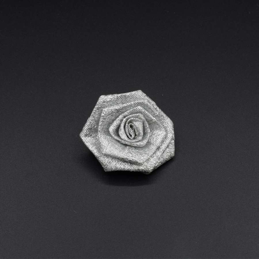 Пришивний декор трояндочка 50мм з парчової стрічки сріблястий