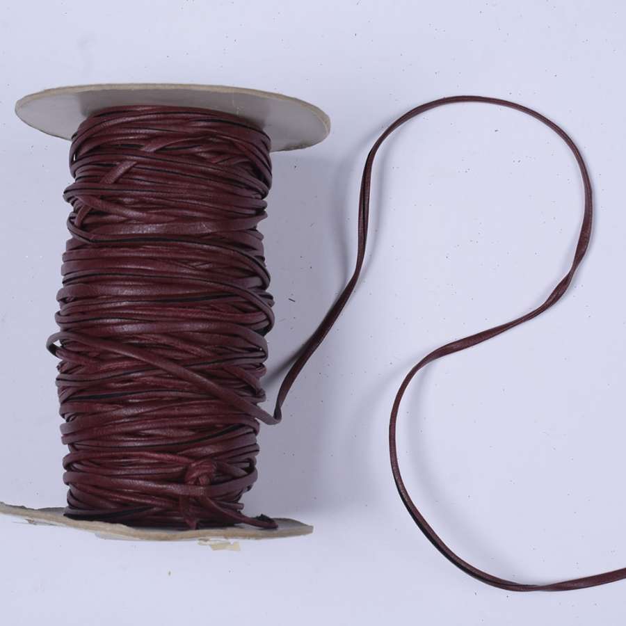 Шнур кожаный клеевой цветной